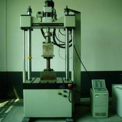 火車空氣彈簧扭擺疲勞試驗機與空氣彈簧熱壓平板機的應(yīng)用與特點